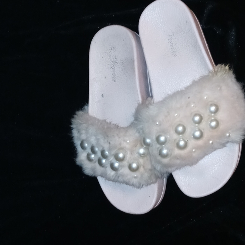 Platform fluffies - Picture 2 of 4